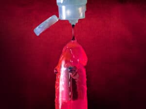 gel lubrifiant pour sextoy sexuel ou masturbateur lovatoy